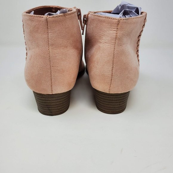 Old Navy Faux Suede Bootie Size 5 - Picture 8 of 10